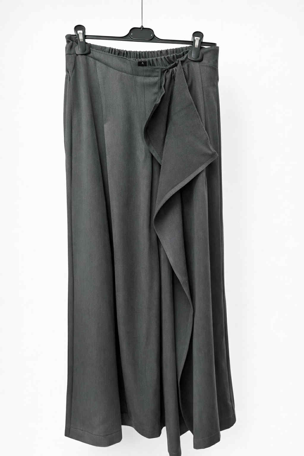 Asimetriško dizaino plačios kelnės - Image 4