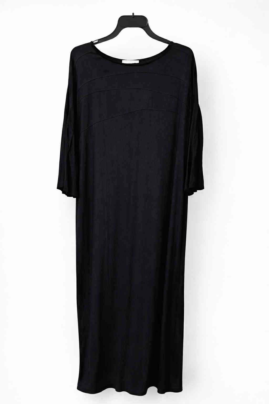 Ilga suknelė su laisvomis rankovėmis - Image 10