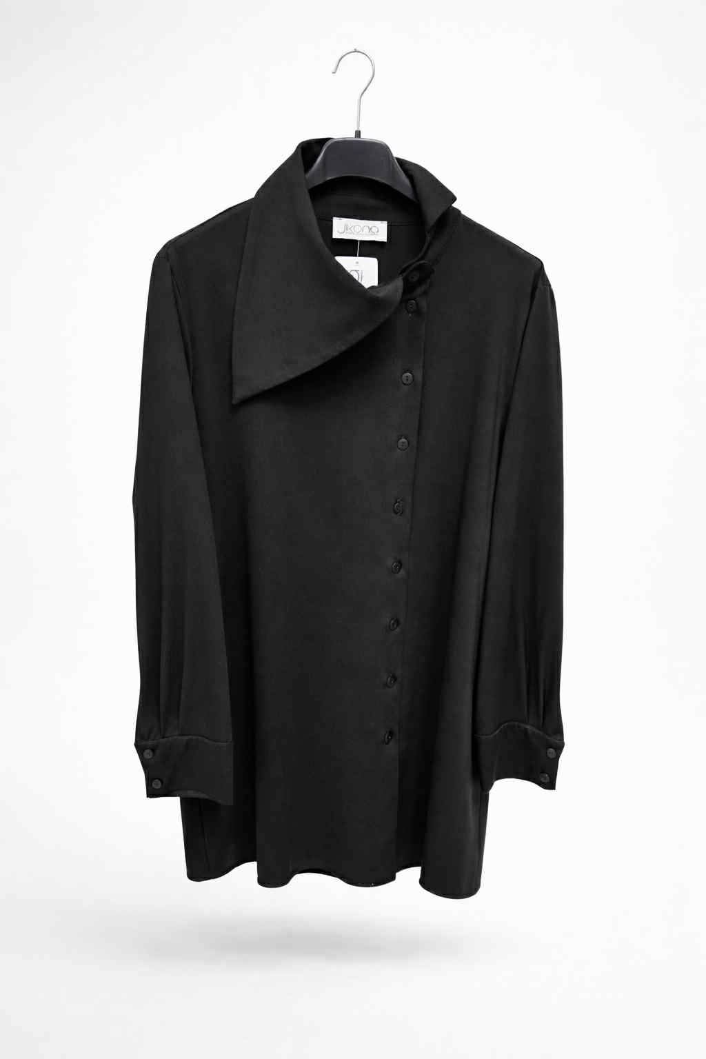 Punto asimetriškos apykaklės marškiniai