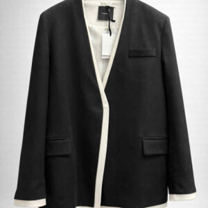 Švarkas su kontrastiniaias apvadais