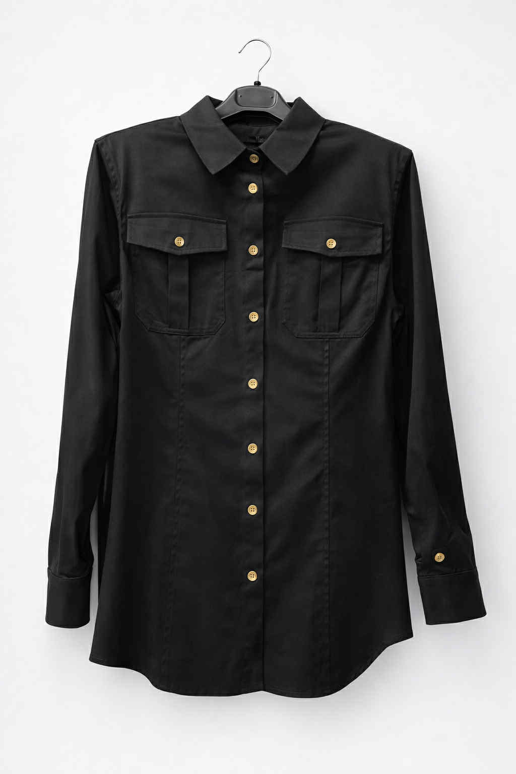 Klasikiniai marškiniai reguliuojama nugara