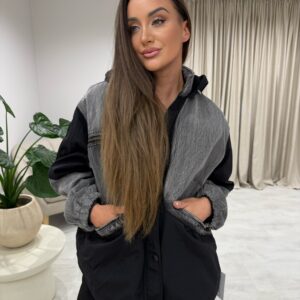 Striukė su džinso detalėmis